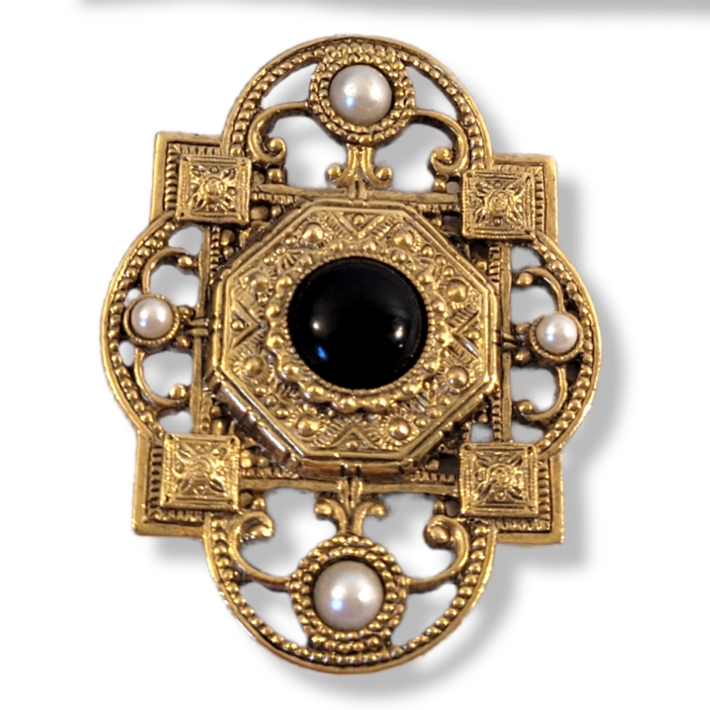 Vintage Brooch Pearls and Onyx - Picture 4 of 4